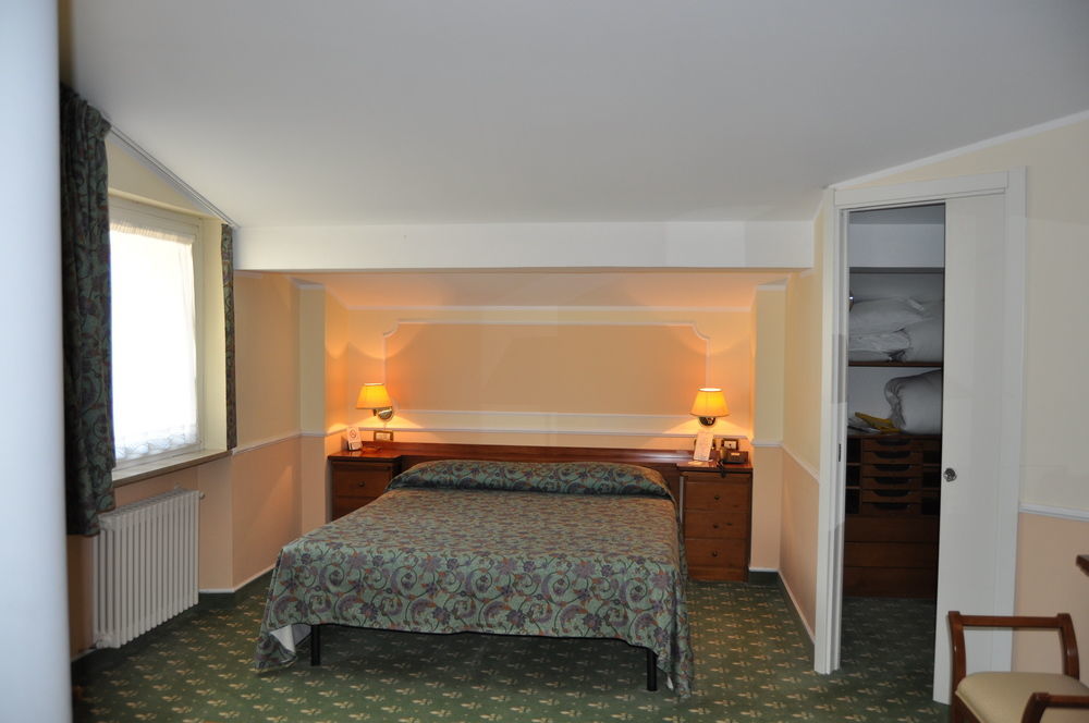 סיינט וינסנט Hotel Elena מראה חיצוני תמונה