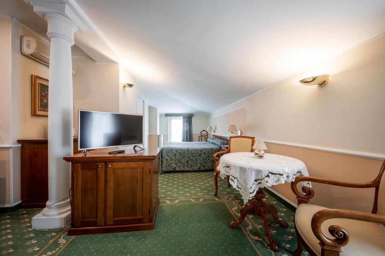 סיינט וינסנט Hotel Elena מראה חיצוני תמונה